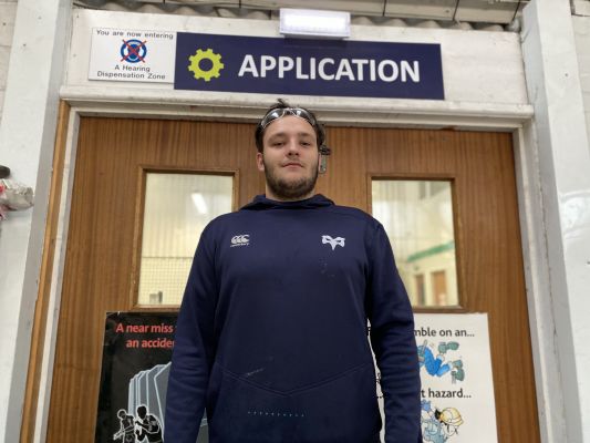 APPRENTICE SUPPORTS MIXED ABILITY RUGBY TEAM