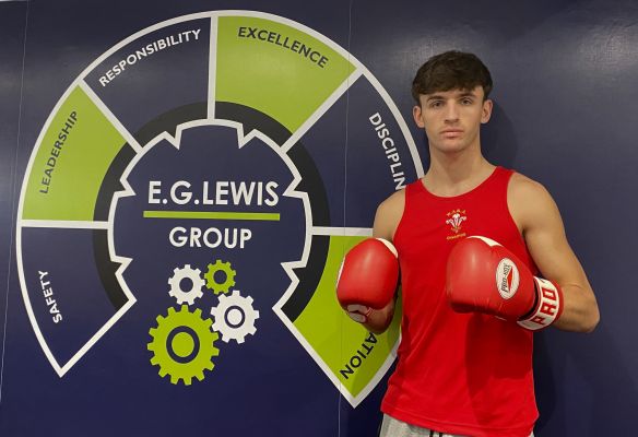 BOXING LIMELIGHT FOR LEVI