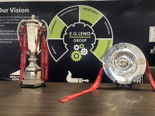 GRAND SLAM SILVERWARE VISITS E.G.LEWIS GROUP